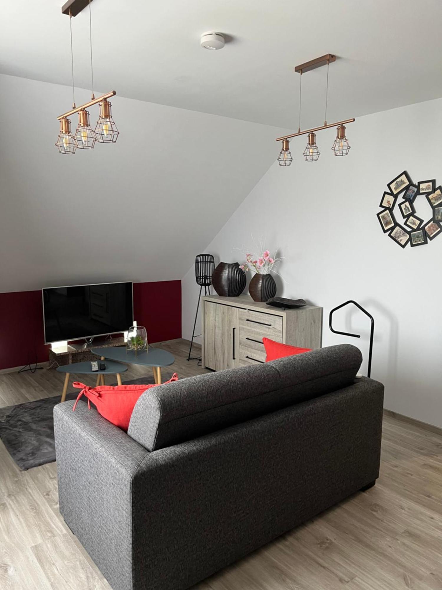 Lauralys Hotel Mons Kültér fotó