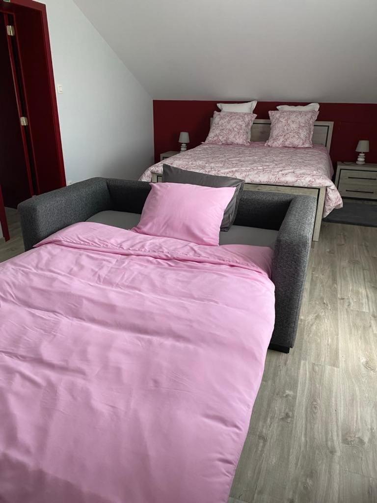 Lauralys Hotel Mons Kültér fotó